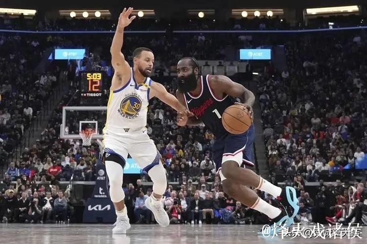 哈登三双库里26分 快船击败勇士终结对手3连胜